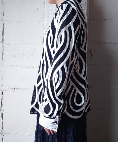 Sheer×Satin  Tape Wave Pattern Shirt BKWH