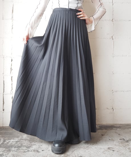 Pleated Long Skirt BK