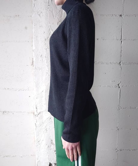 Lame Mix Rib Turtle Neck Knit BK