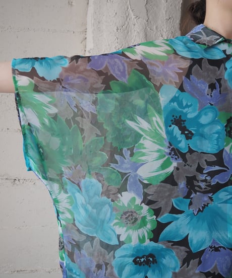 Flower Pattern Sheer Big Shirt LBLGN