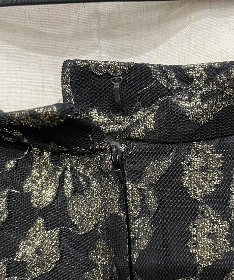 Glitter Embroidery Volume Skirt BKGD