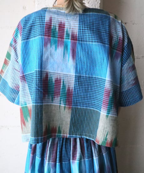 Short Blouse × Flared Skirt Setup BL