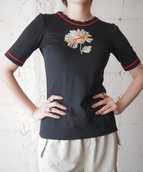 1970's Flower Embroidery Tee BK