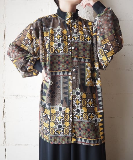 Pattern Design Seethrough Shirt BRYE