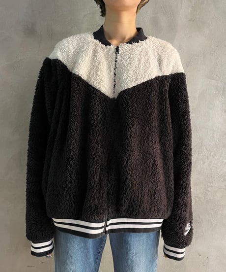 NIKE Bi-Color Boa Blouson BKWH