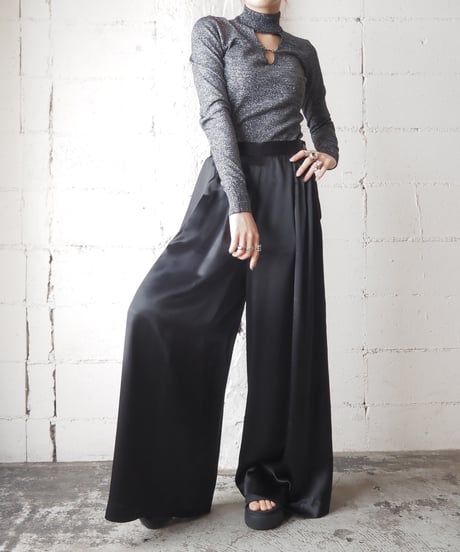Peekaboo Lame Mix Knit BKSV