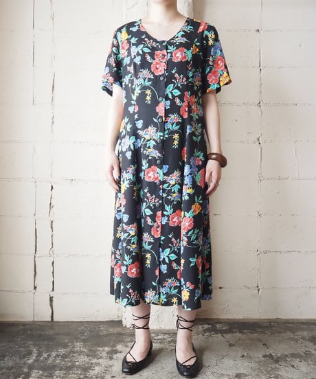 Flower Pattern Collarless Dress BK