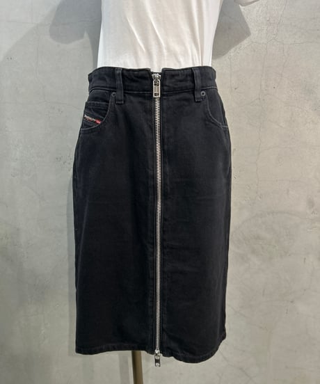 DIESEL Front Zip Denim Skirt BK