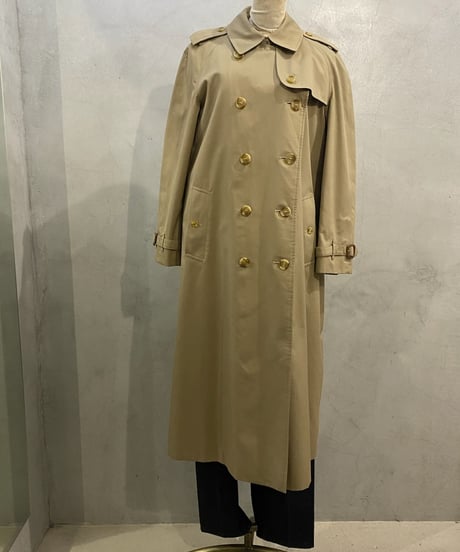 Burberrys Trench Coat BE