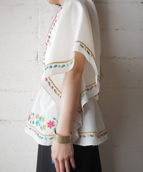 Flower Embroidery Dolman Blouse WH