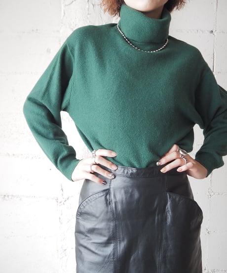 Turtle Neck Knit GN