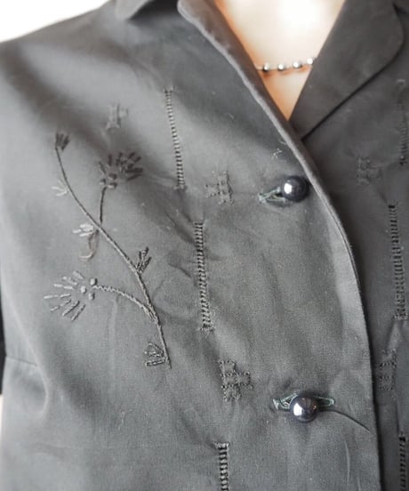 EURO Embroidery S/S Shirt BK