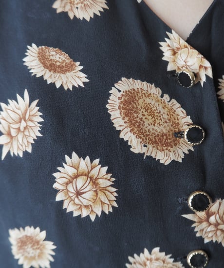 Flower Pattern Collarless Dress BKBE