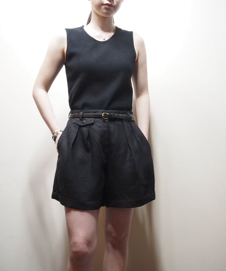 Linen Tuck Shorts BK