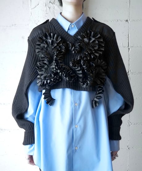 Remake Frill Command Sweater BK