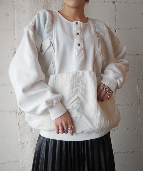 Zip Design Nylon Switching Sweat WH