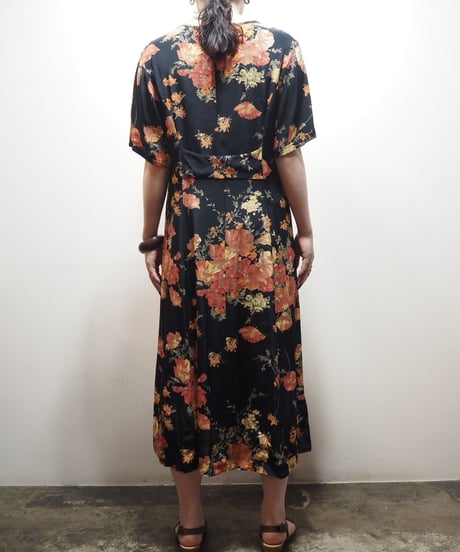 Backbelt Big Flower Dress BKRE