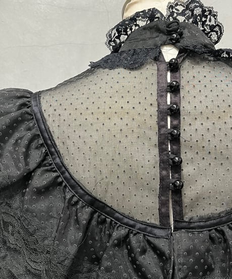 GUNNIES Stand Collar Lace Blouse BK
