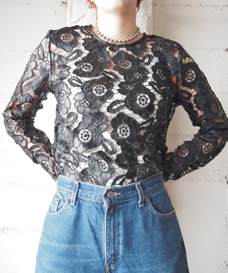 Flower Cutwork Leather Pullover BK