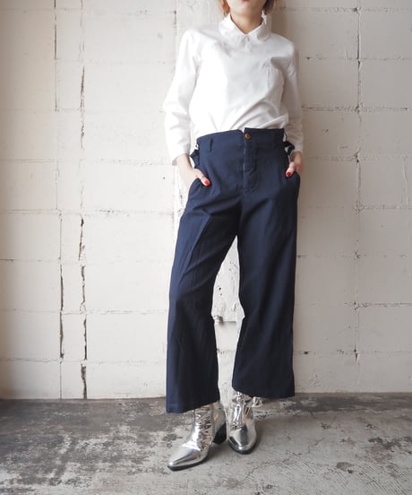 Round Collar Side Button Blouse WH