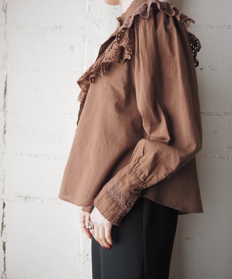 Frill Cut Work Lace Stand Collar Blouse BR