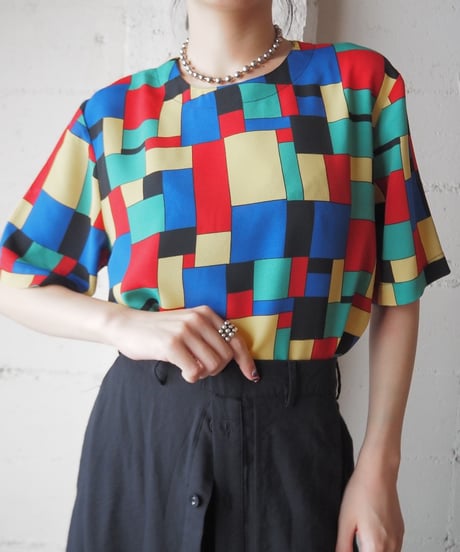 Block Pattern Collarless Blouse YEBLRE