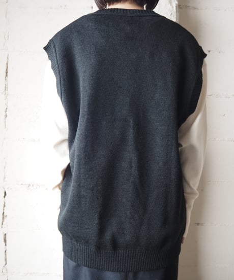 V Neck Knit Vest BK