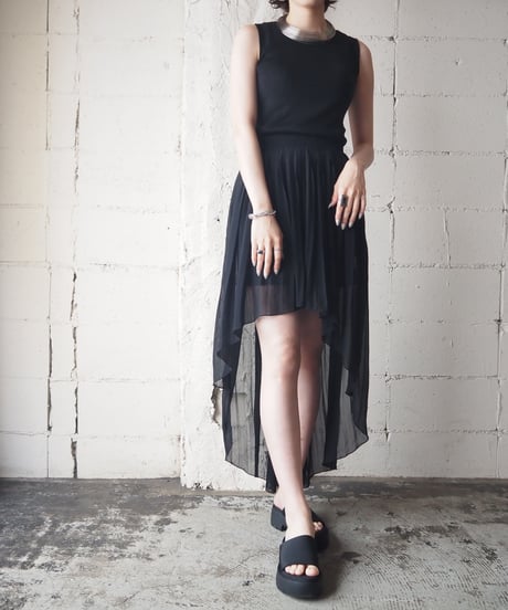 Sheer Fishtale Pleated Skirt BK