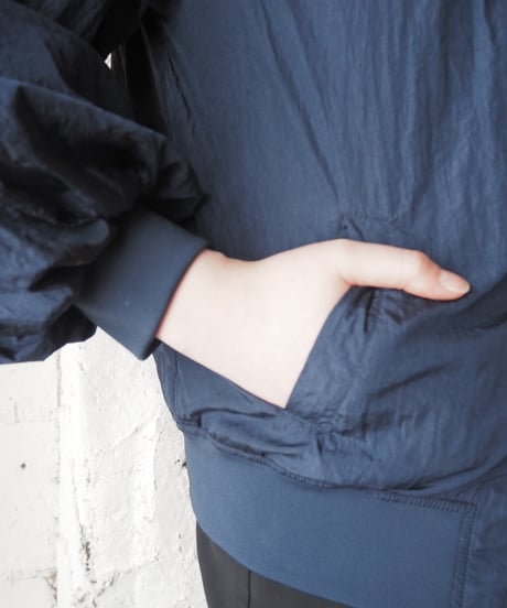 Gathered Volume Sleeve MA-1 NV