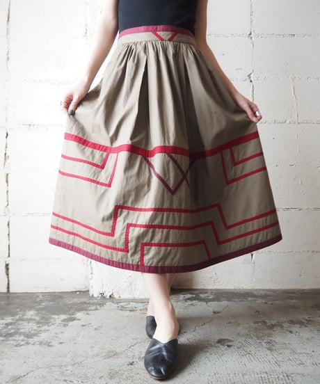 Line Design Flared Skirt BEREPUR