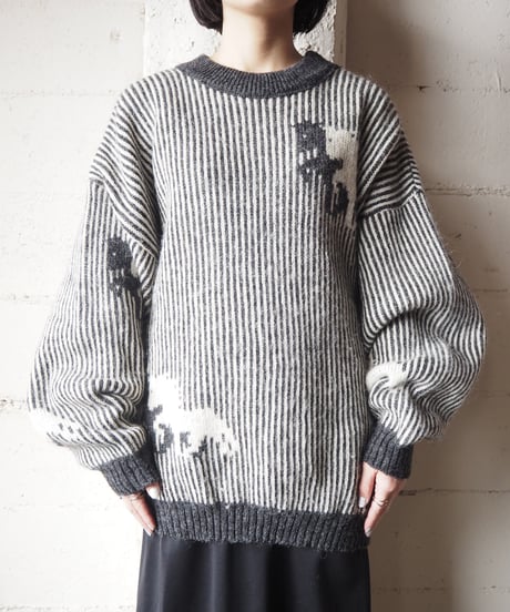 Horse Stripe Pattern Sweater GRWH