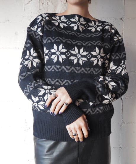 Snowflake Nordic Sweater BKWH
