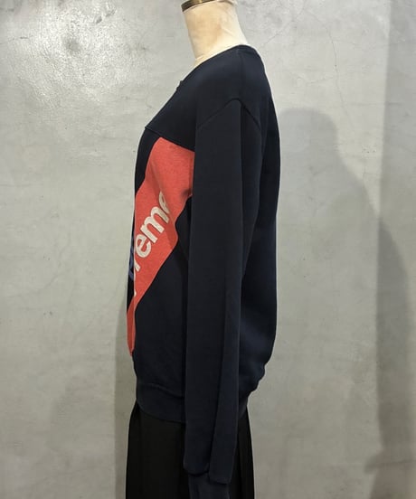 Supreme Logo Print Sweat NVBLRE