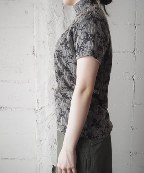 S/S Flower Pattern Mock Neck Tops GRBK