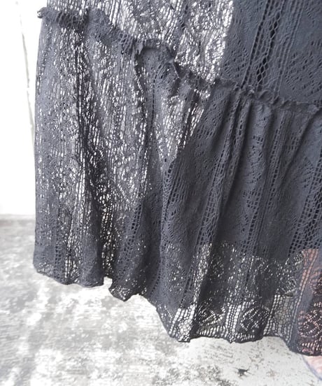 Lace Tiered Easy Skirt BK
