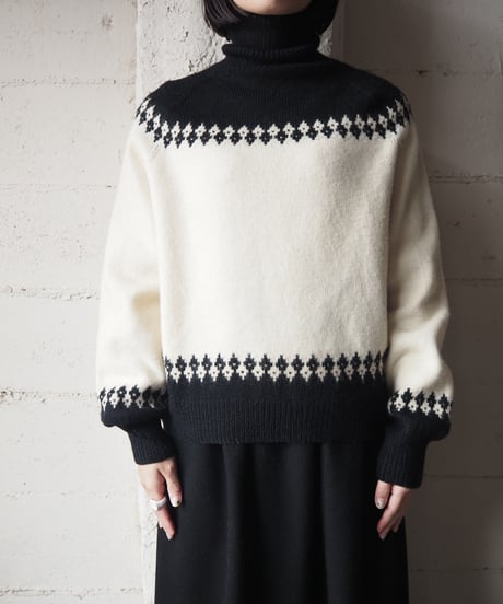 Nordic Turtle Sweater WHBK
