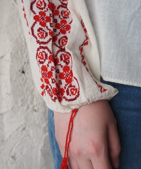 Romanian Hand Embroidered Blouse WHRE