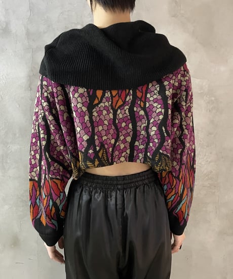 Stained Glass Pattern Volume Neck Knit BKPI