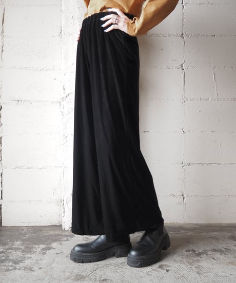 Flared Velour Easy Pants BK