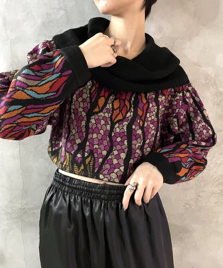 Stained Glass Pattern Volume Neck Knit BKPI