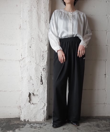 YVES SAINT LAURENT Collarless Satin Blouse WH