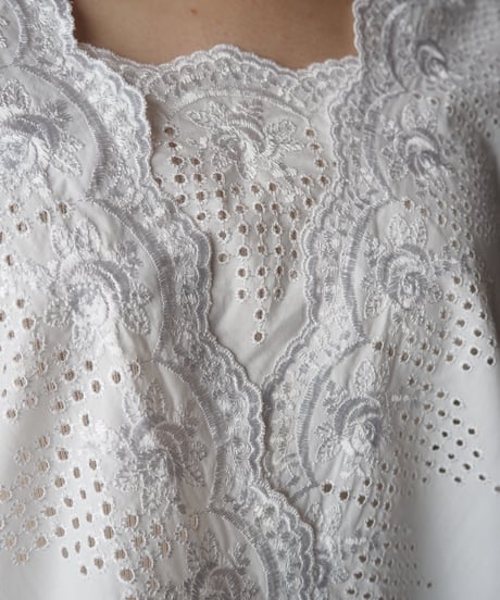 1980's Euro Cutwork Pullover Blouse WH