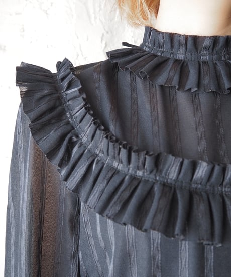 Shadow Strip Frill Design Blouse BK