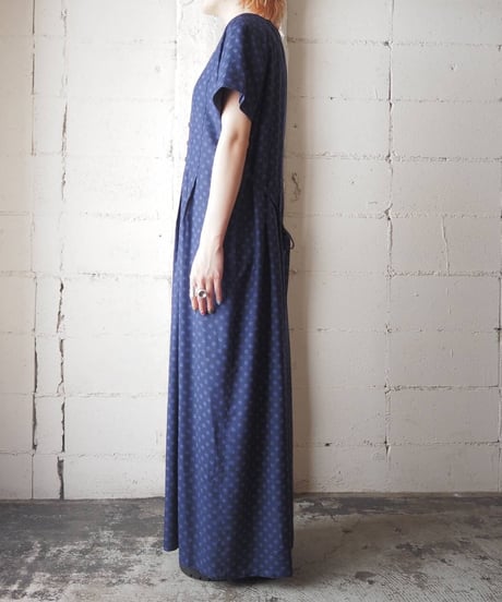 Small Pattern Collarless Dress NV