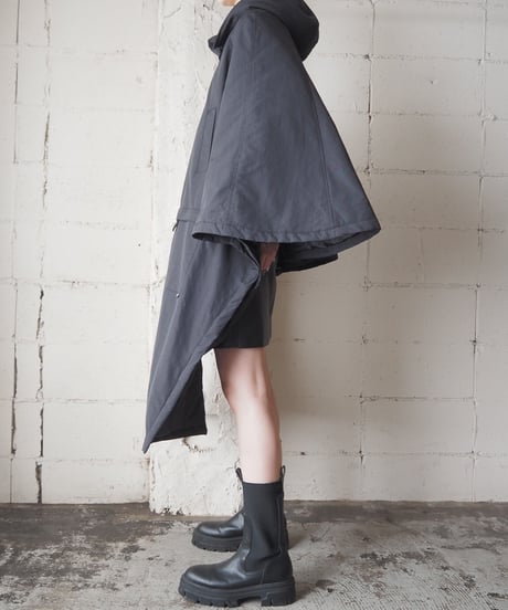 Padded Nylon Zipup Cape Coat BK