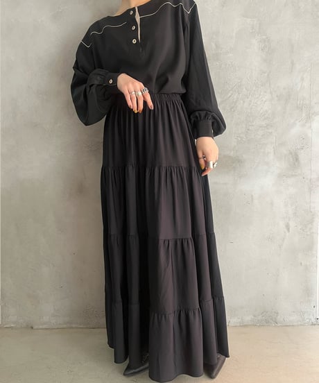 Boat Henry Neck Blouse BKBE