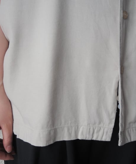 Neiman Marcus Silk Rayon Open Collar Short Sleeve Shirt BE