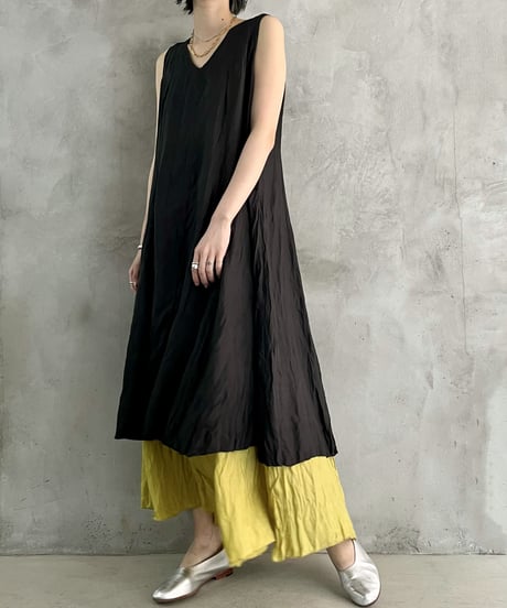 Layered Design Bicolor Silk No Sleeve Dress BKYE