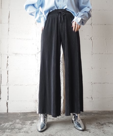 Wide Pleated Easy Pants BK