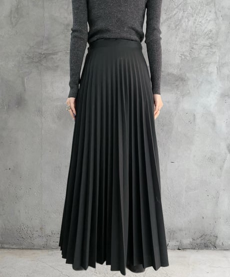 Pleated Long Skirt BK